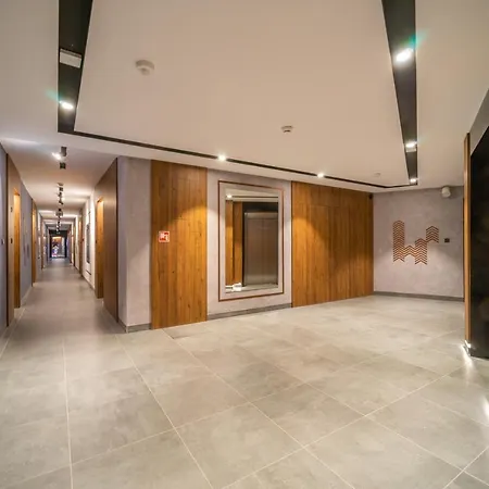 Mira Ii Apartment